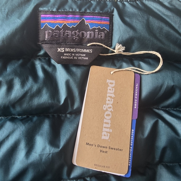 Patagonia Men's Teal and Mustard Puffer Vest - Picture 4 of 5